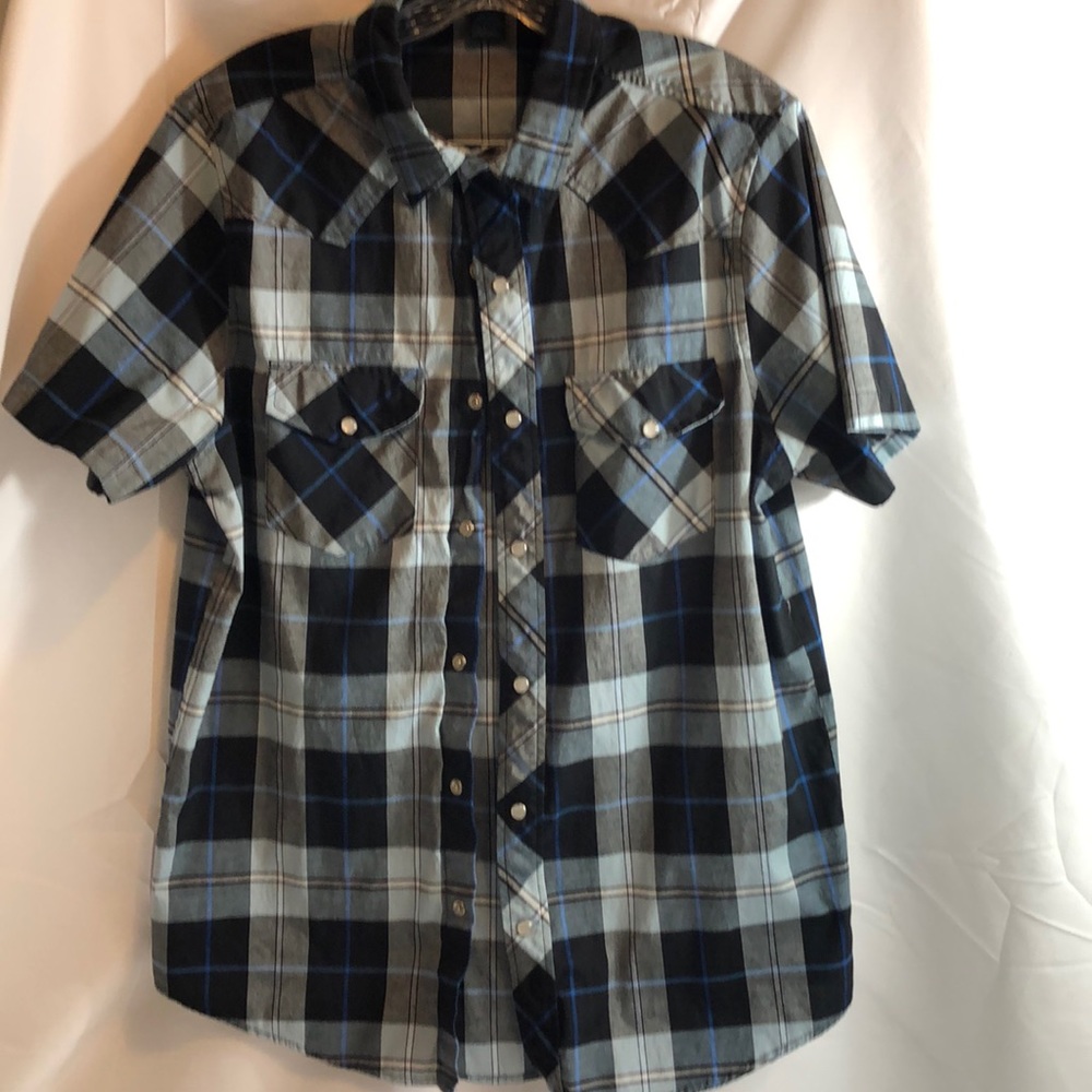 Snap up young men’s dress shirt